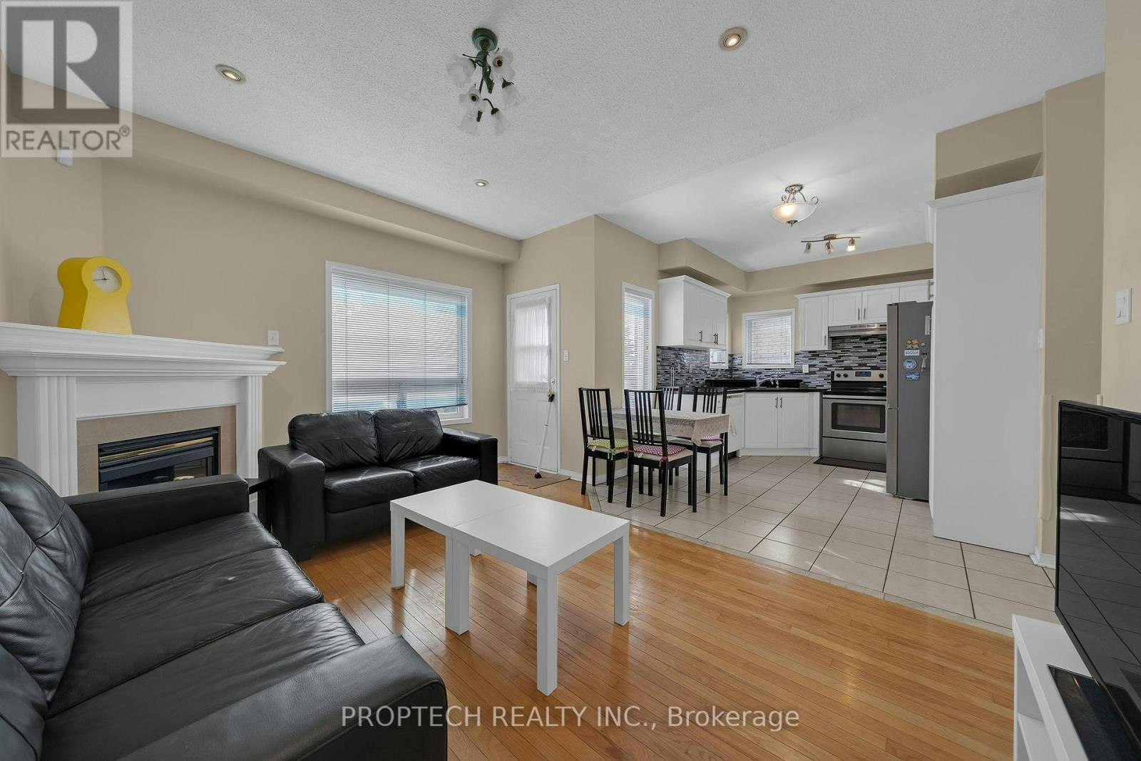5 Hartwell Place, Markham, ON, L6C 2K3 - 9