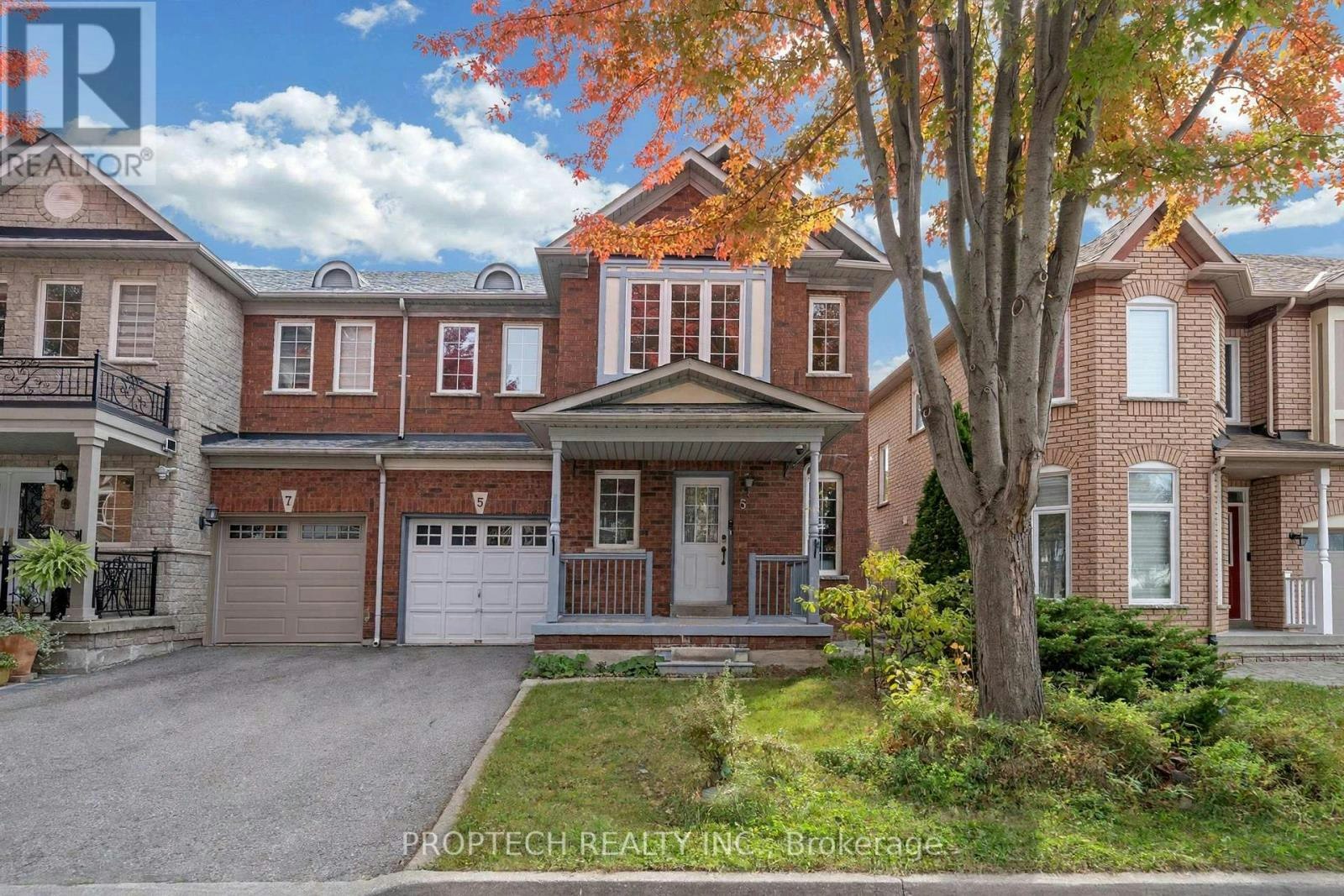 5 Hartwell Place, Markham, ON, L6C 2K3