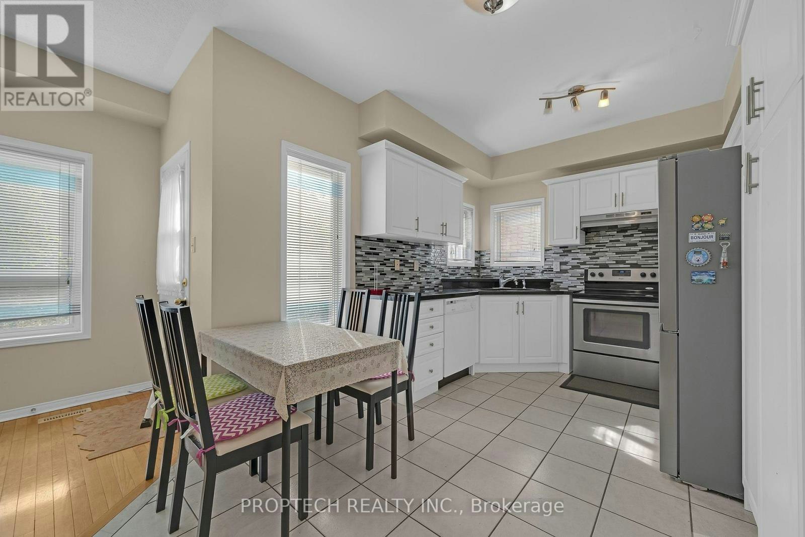 5 Hartwell Place, Markham, ON, L6C 2K3 - 13
