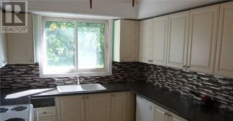 26 Maryvale Crescent, Richmond Hill, ON, L4C 6P8 - 19