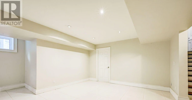 L-63 Burrows Avenue, Toronto, ON, M9B 4W8 - 11