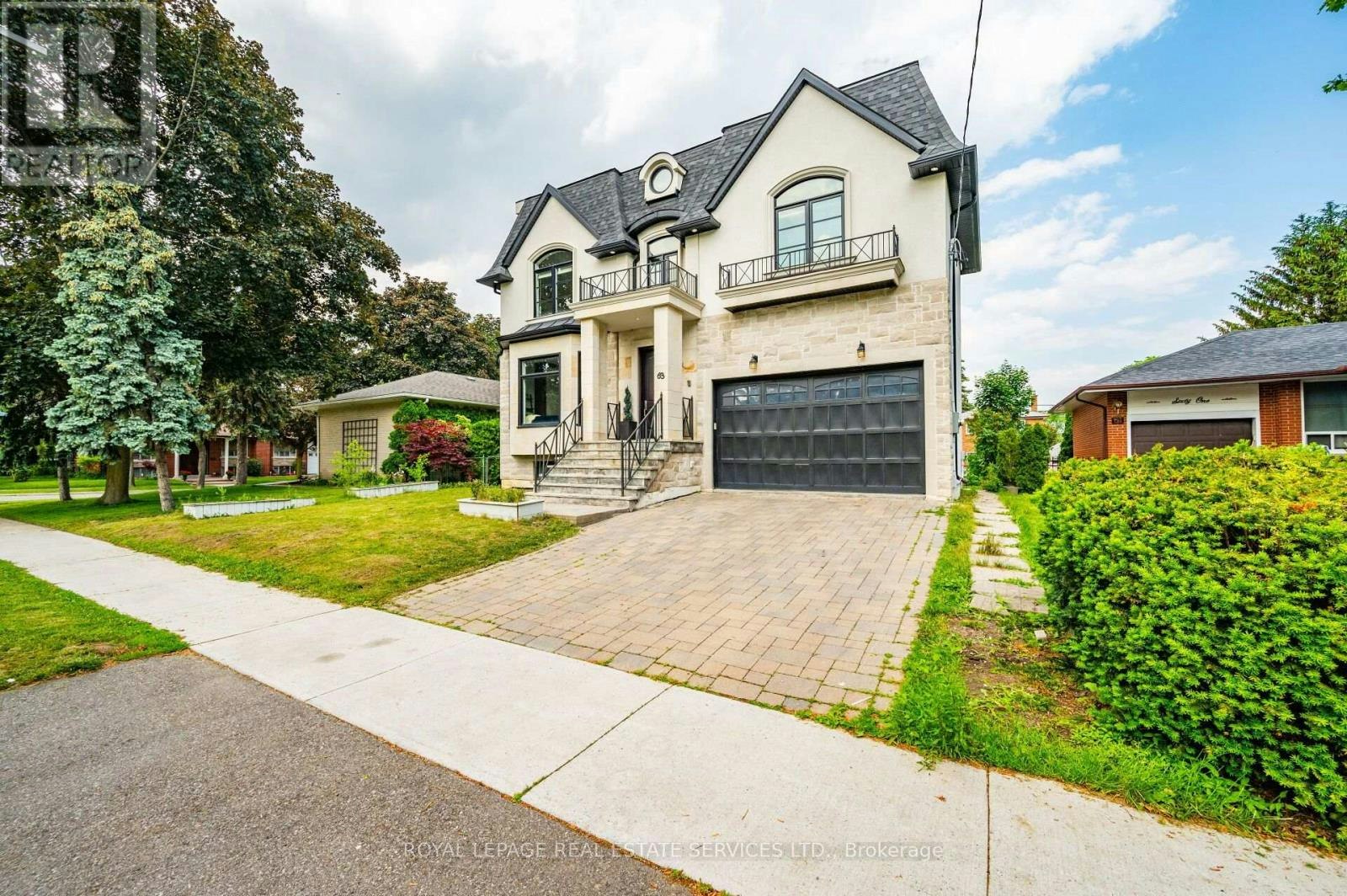 L-63 Burrows Avenue, Toronto, ON, M9B 4W8 - 2