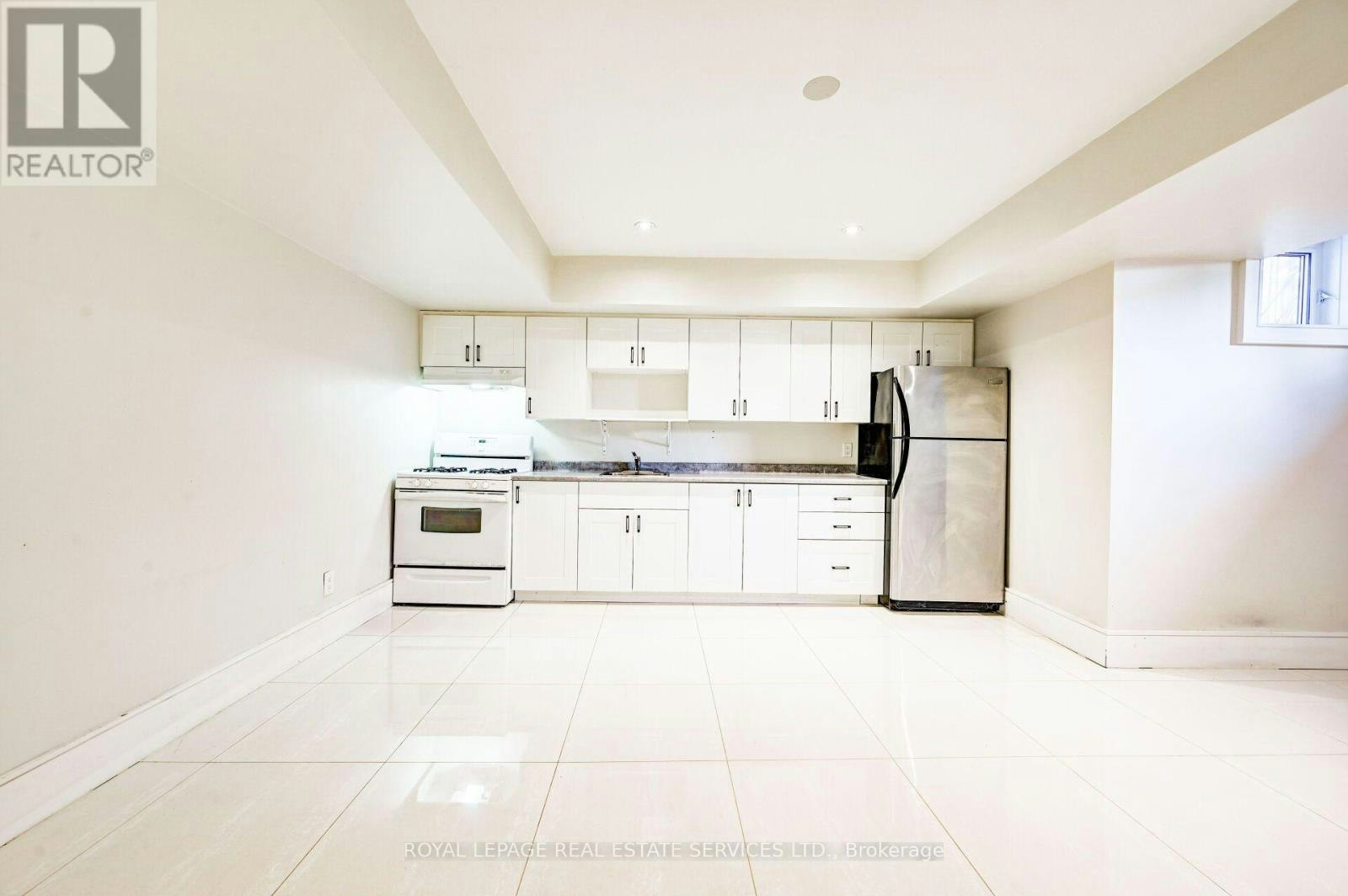 L-63 Burrows Avenue, Toronto, ON, M9B 4W8 - 5