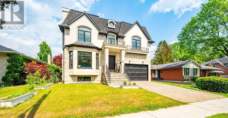 L-63 Burrows Avenue, Toronto, ON, M9B 4W8