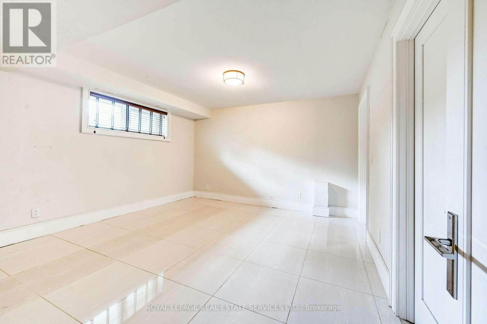 L-63 Burrows Avenue, Toronto, ON, M9B 4W8 - 14
