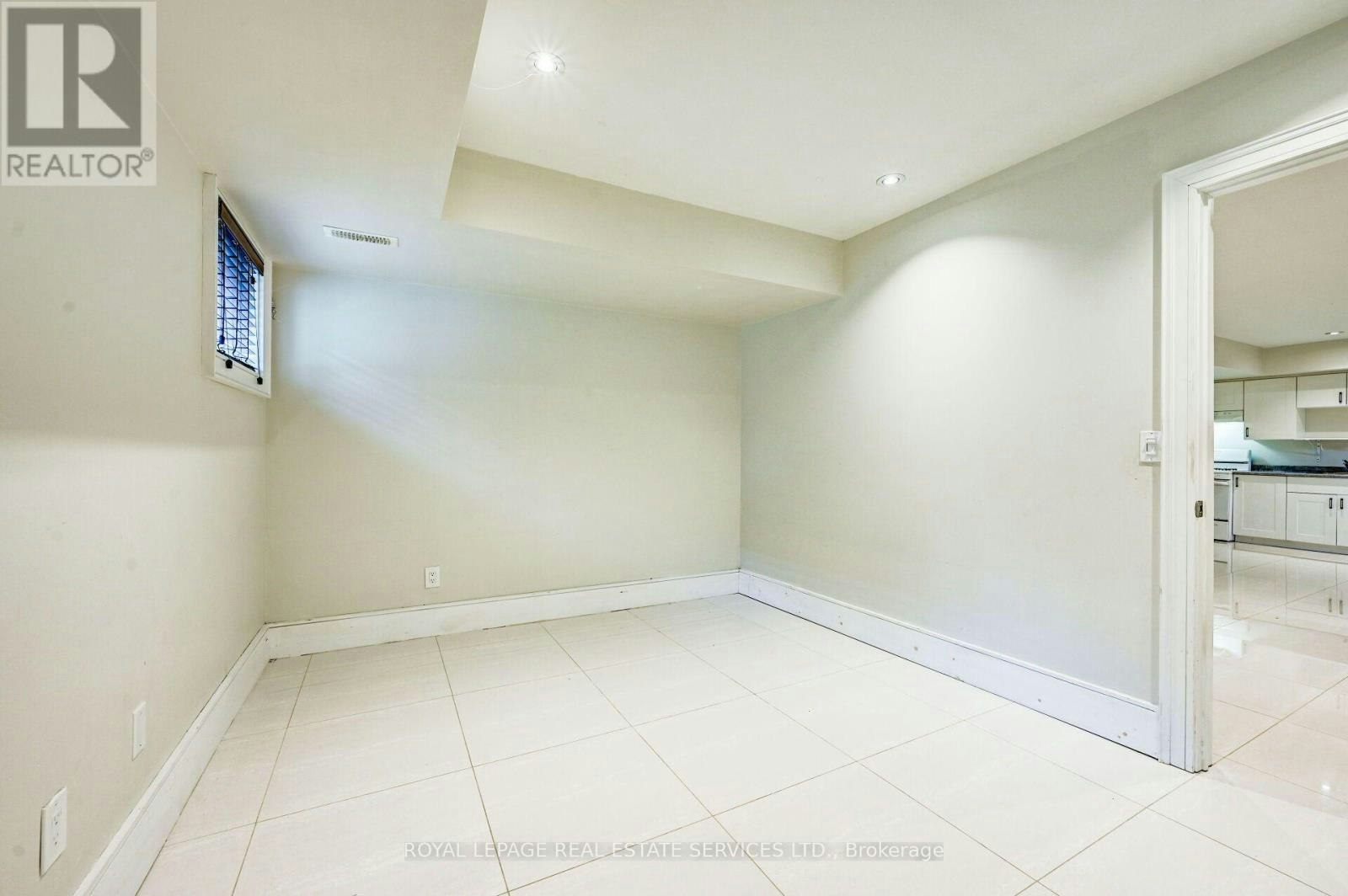 L-63 Burrows Avenue, Toronto, ON, M9B 4W8 - 21