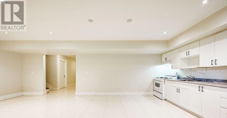 L-63 Burrows Avenue, Toronto, ON, M9B 4W8 - 9