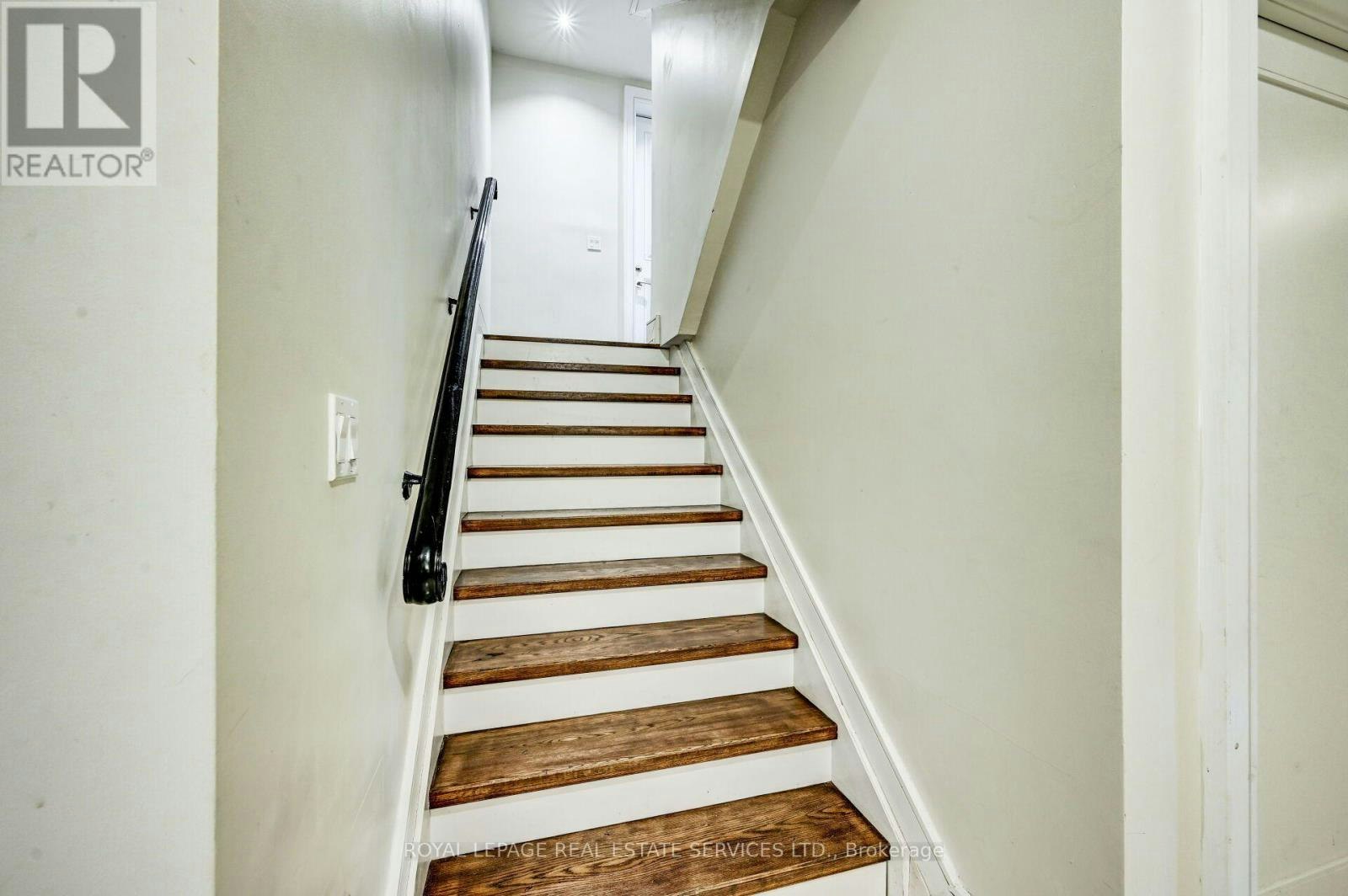 L-63 Burrows Avenue, Toronto, ON, M9B 4W8 - 23