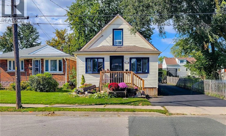 38 Clifford Avenue