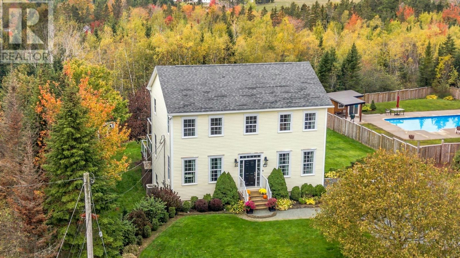 74 Bonavista Avenue, Hilden, NS, B0N 1C0