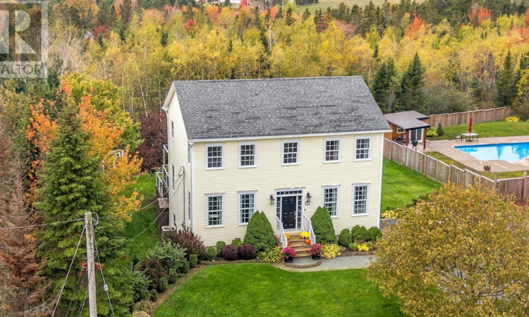 74 Bonavista Avenue