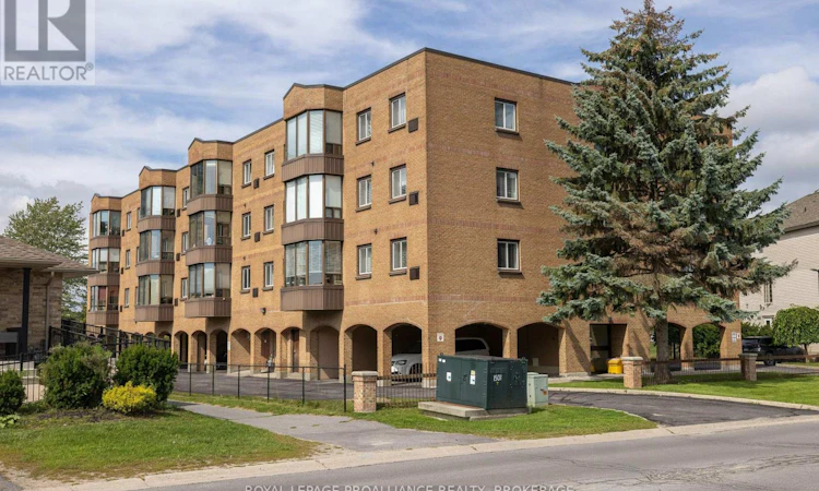 301-649 Davis Drive