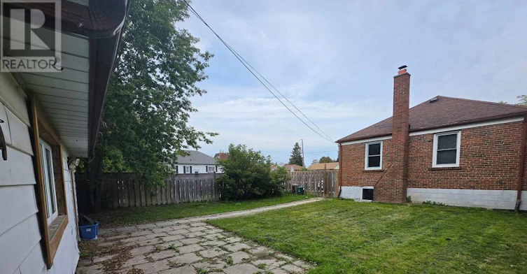 MAIN-270 Wilson Road S, Oshawa, ON, L1H 6C5 - 2