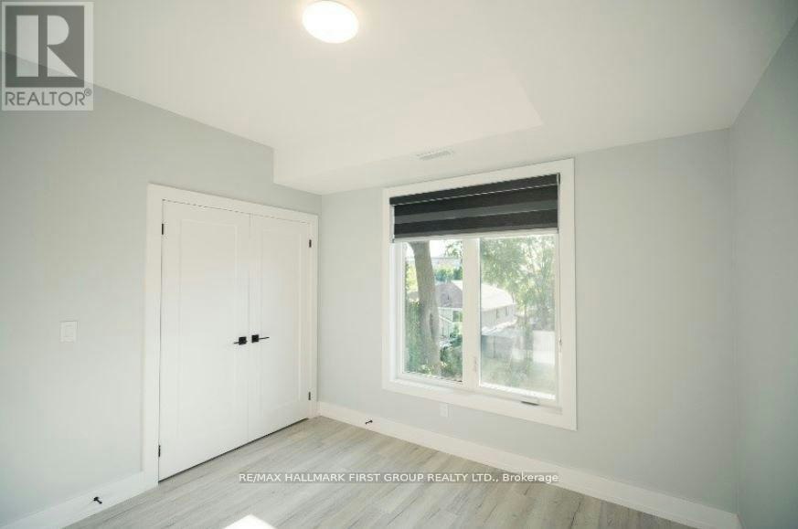 3-180 Prince Street, Oshawa, ON, L1G 4E6 - 7