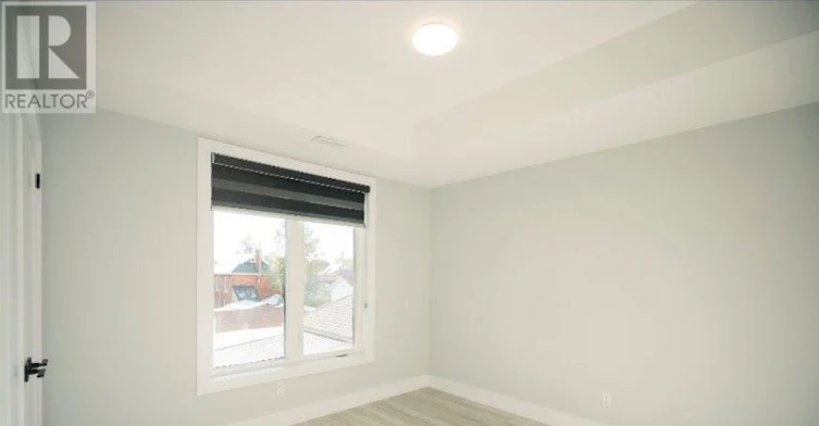 3-180 Prince Street, Oshawa, ON, L1G 4E6 - 3