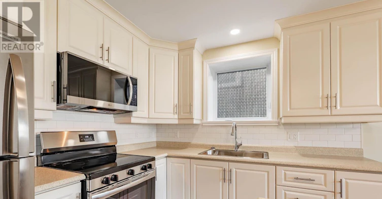 C-1234 Cumberland Street, Cornwall, ON, K6J 4K5 - 9