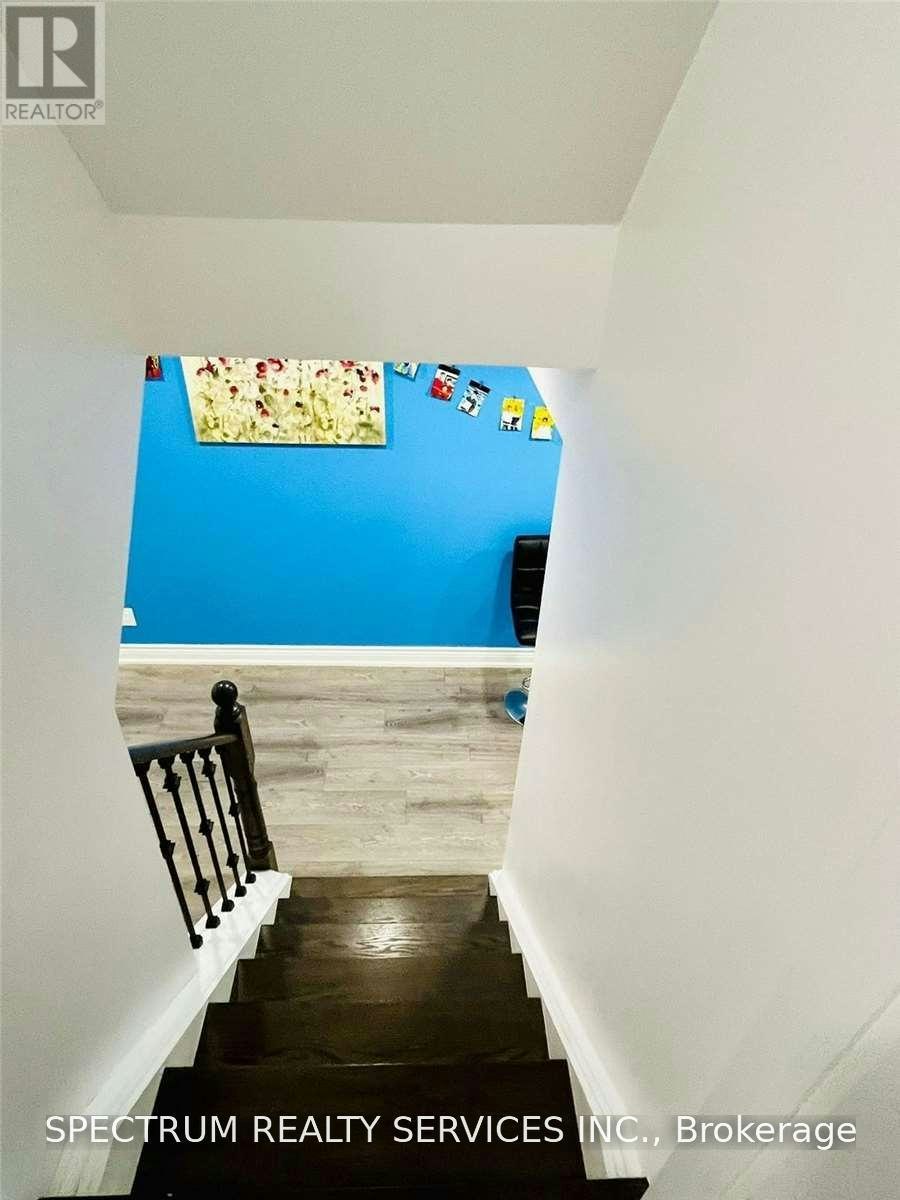 1033 Gordon Heights, Milton, ON, L9T 5S9 - 24