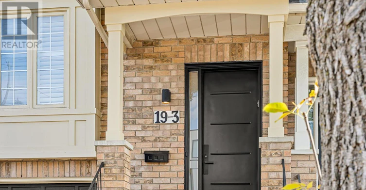 3-19 Thirtieth Street, Toronto, ON, M8W 3B7 - 2