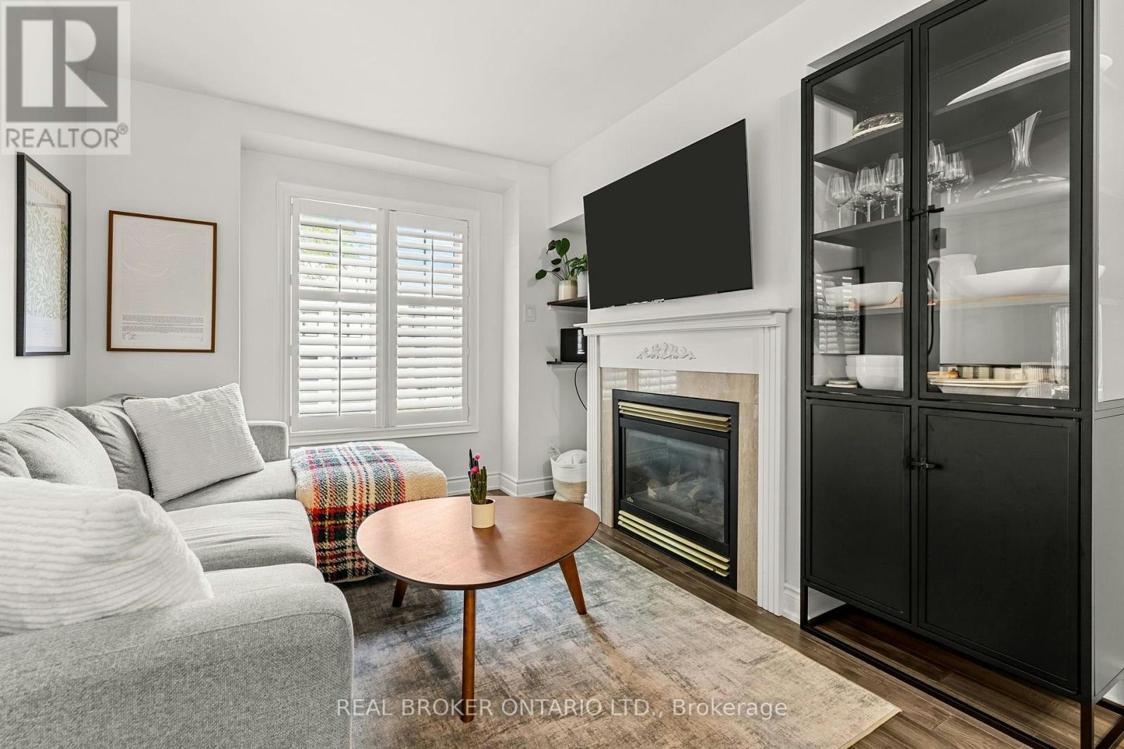 3-19 Thirtieth Street, Toronto, ON, M8W 3B7 - 3