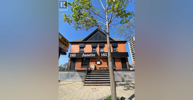 PENTHOUSE-165 Janette, Windsor, ON, N9A 4Y9