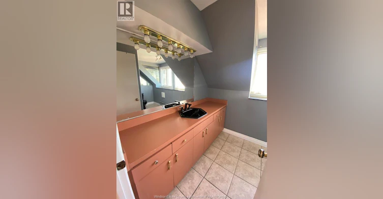 PENTHOUSE-165 Janette, Windsor, ON, N9A 4Y9 - 17