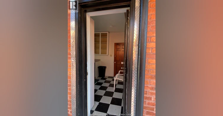 PENTHOUSE-165 Janette, Windsor, ON, N9A 4Y9 - 24