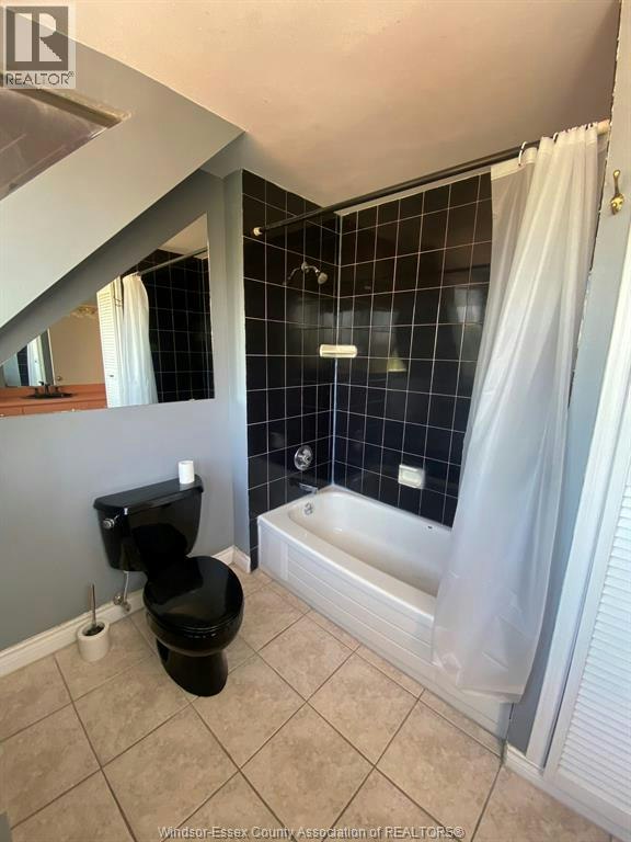 PENTHOUSE-165 Janette, Windsor, ON, N9A 4Y9 - 16