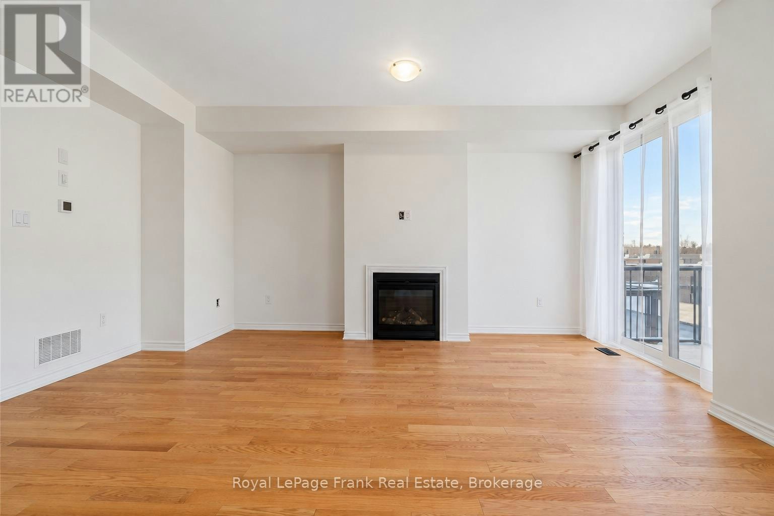 6875 Main Street, Whitchurch-Stouffville, ON, L4A 4X2 - 7