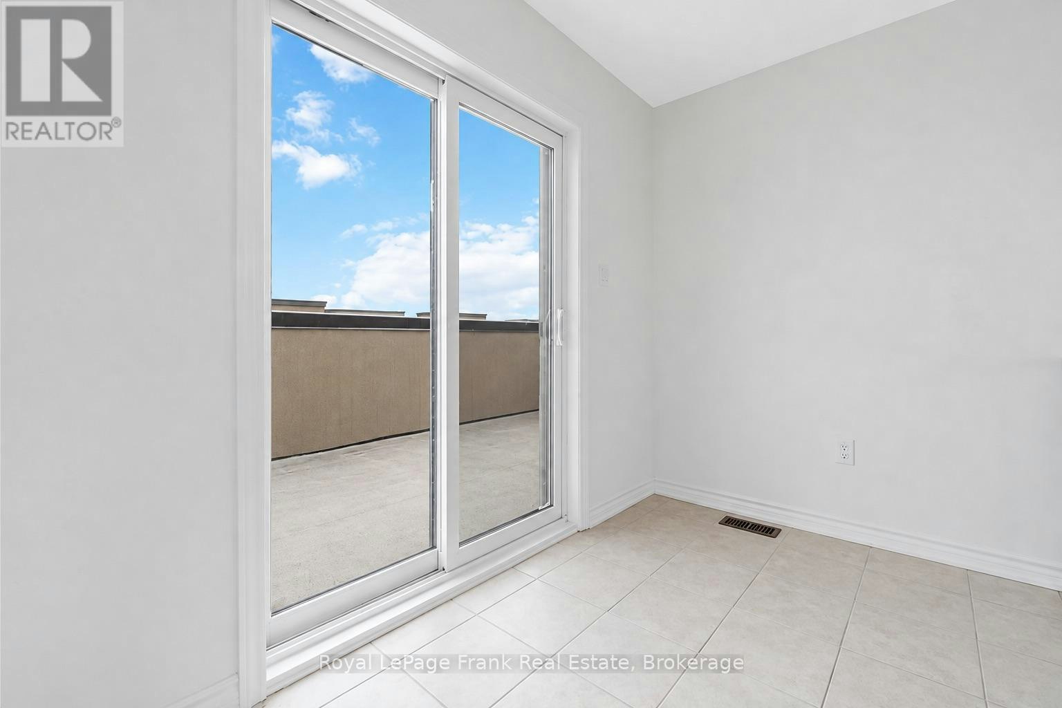 6875 Main Street, Whitchurch-Stouffville, ON, L4A 4X2 - 17