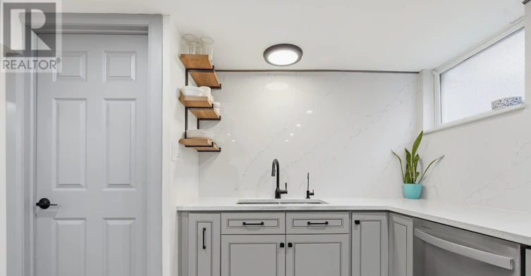 LOWER-27 Aldborough Avenue, St. Thomas, ON, N5R 4S8 - 14