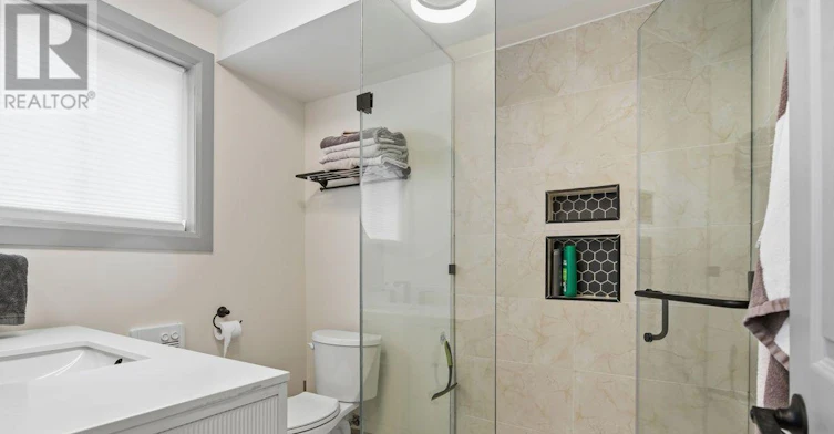 LOWER-27 Aldborough Avenue, St. Thomas, ON, N5R 4S8 - 4