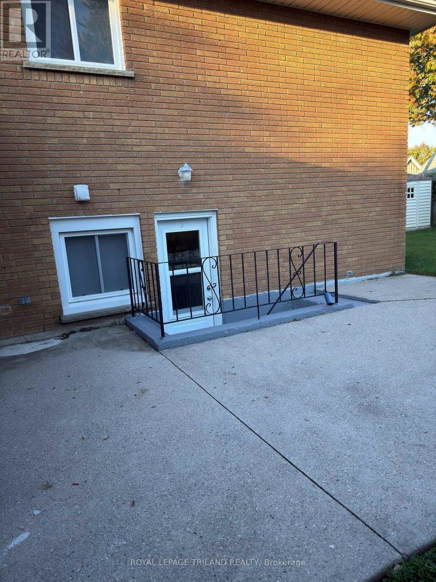 LOWER-27 Aldborough Avenue, St. Thomas, ON, N5R 4S8 - 2