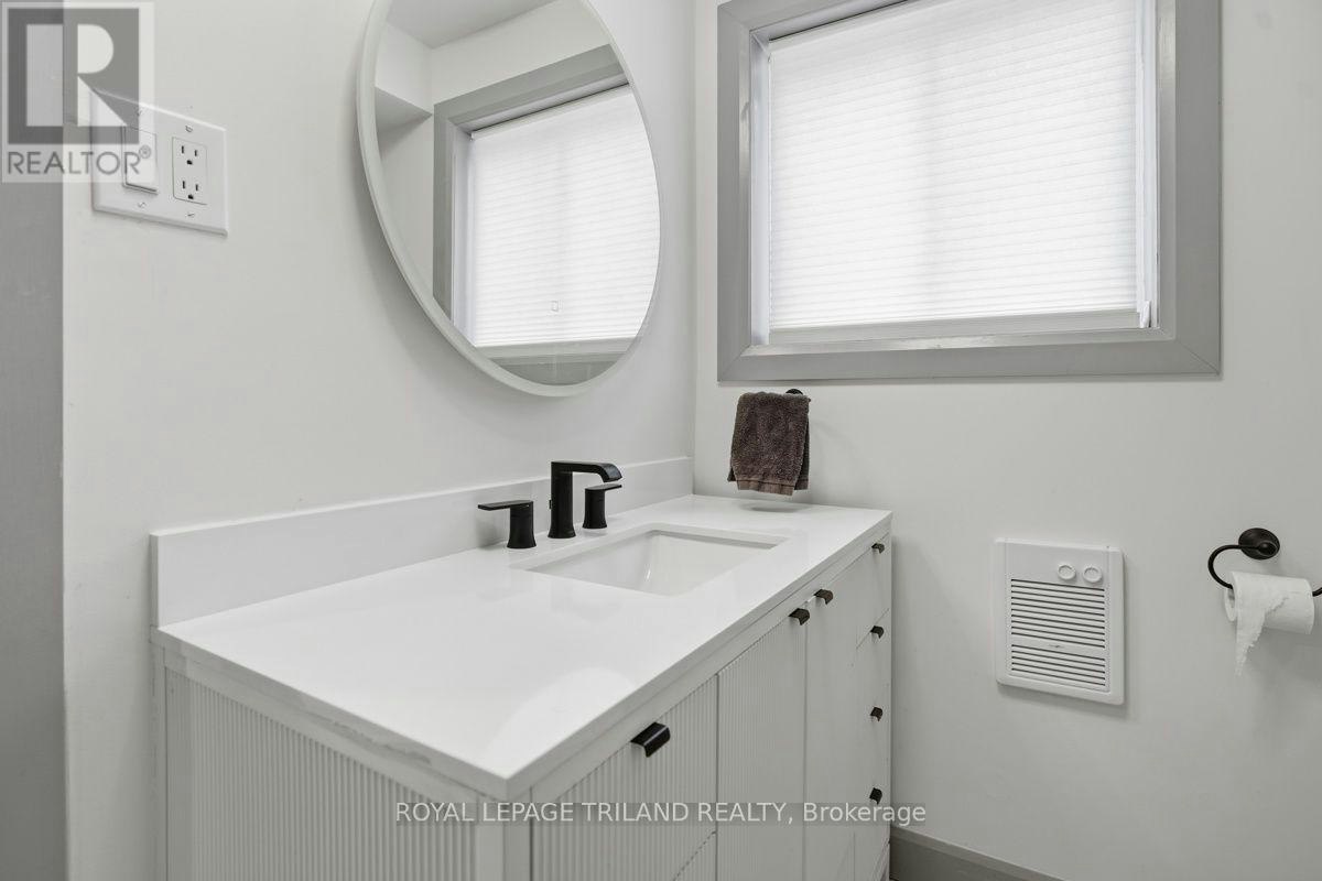 LOWER-27 Aldborough Avenue, St. Thomas, ON, N5R 4S8 - 5