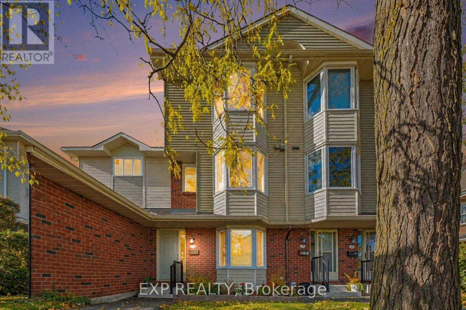 23-25 Haxby Private, Ottawa, ON, K1T 3B5