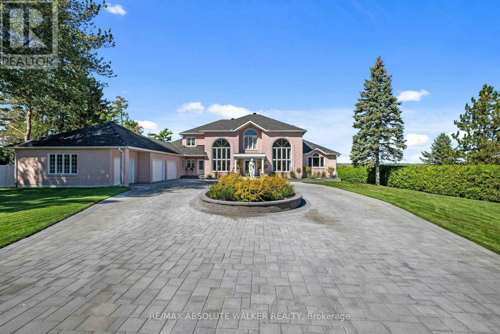 962 Cameron Street, Cumberland, ON, K4C 1C6