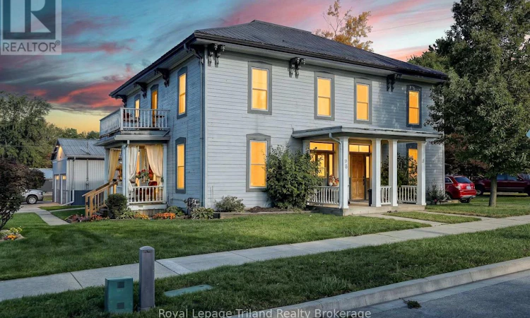 156-158 Charles Street W