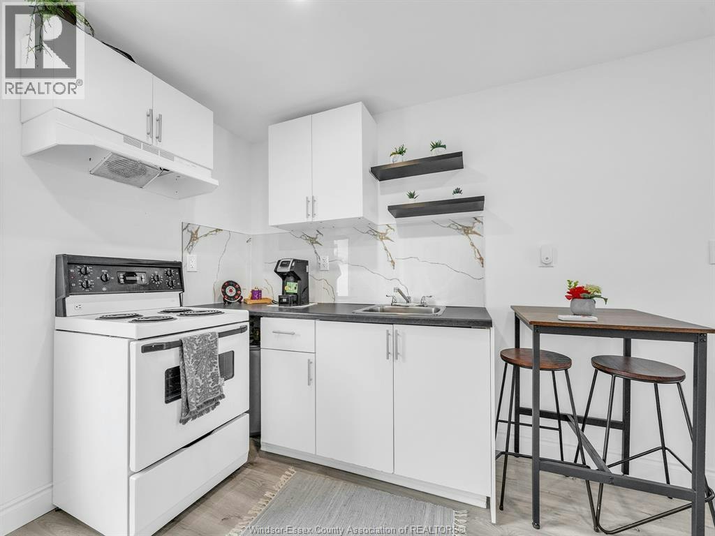 BACK-306 Foch, Windsor, ON, N8X 2V9 - 6