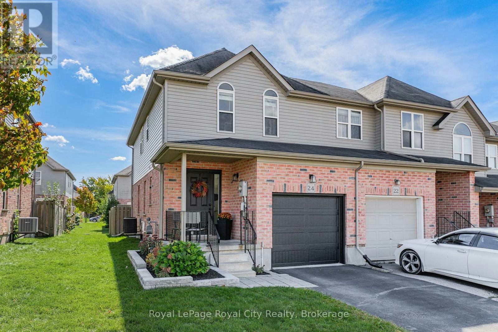 24 Brookfield Crescent, Kitchener, ON, N2E 0A7