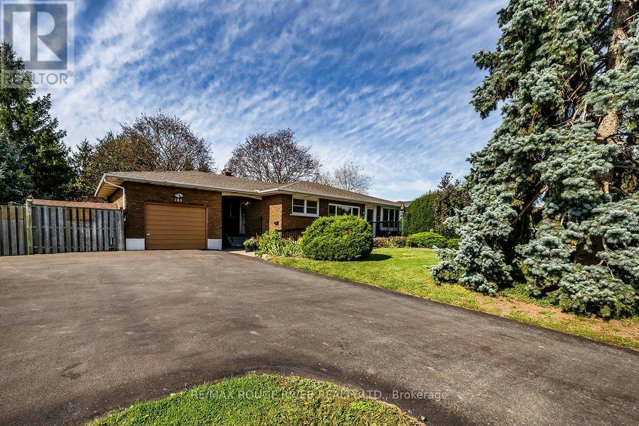 184 Garrard Road, Whitby, ON, L1N 3K6