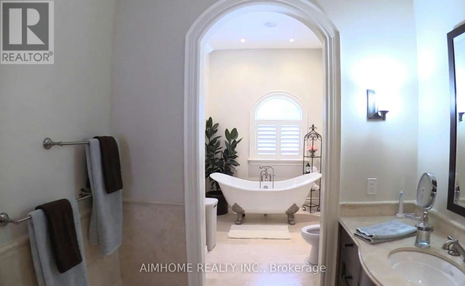 46 Loggers Trail, Whitchurch-Stouffville, ON, L4A 2L6 - 39