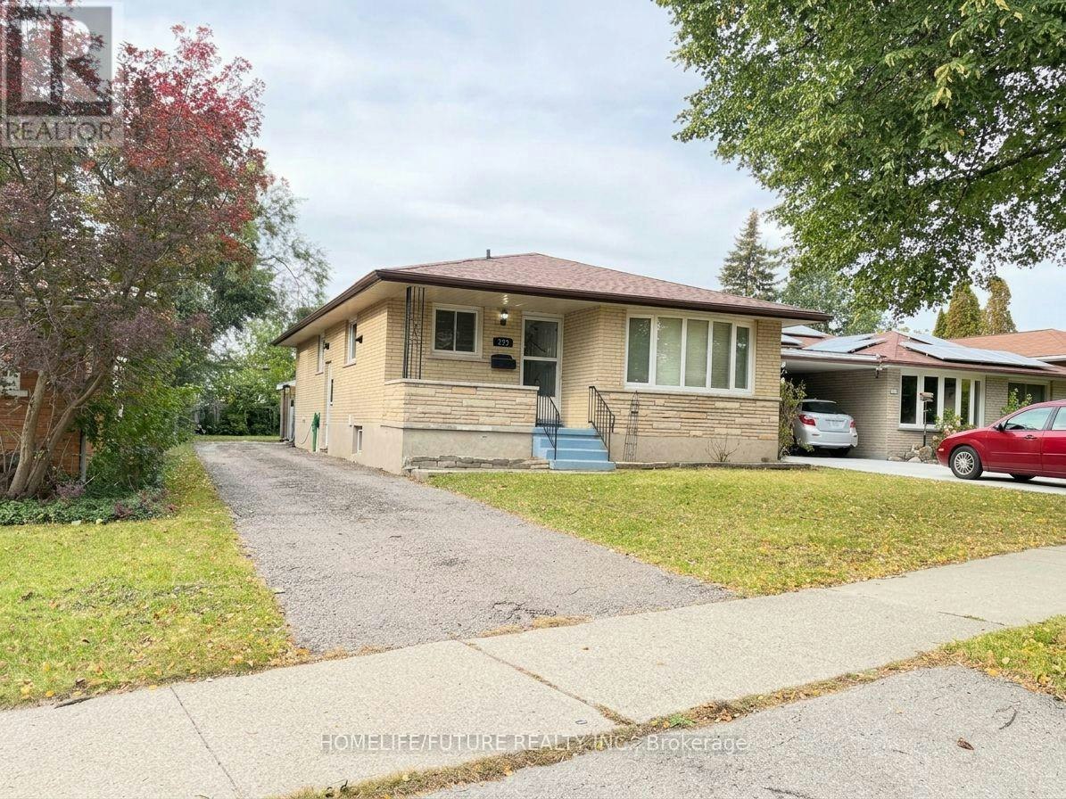 272 Kinzie Avenue, Kitchener, ON, N2A 2K4