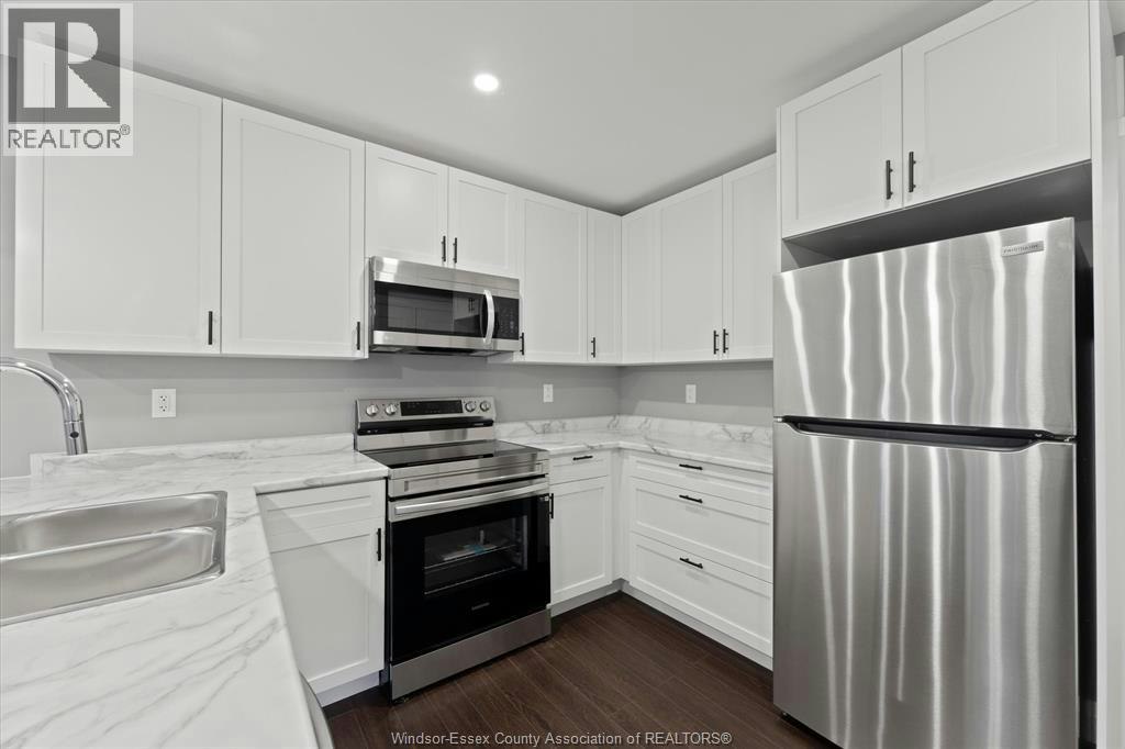 MAIN-1147 Hickory, Windsor, ON, N8Y 3S4 - 5