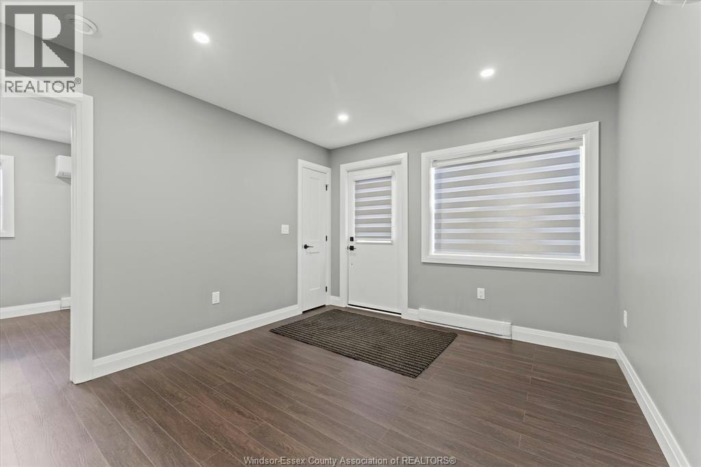 MAIN-1147 Hickory, Windsor, ON, N8Y 3S4 - 3