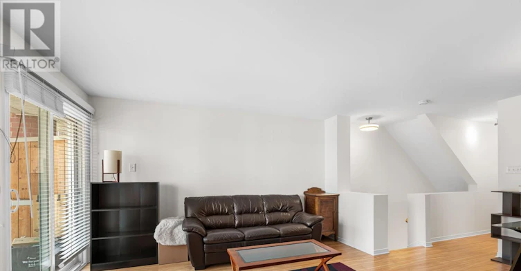 241 Lyon Street N, Ottawa, ON, K1R 1B4 - 15