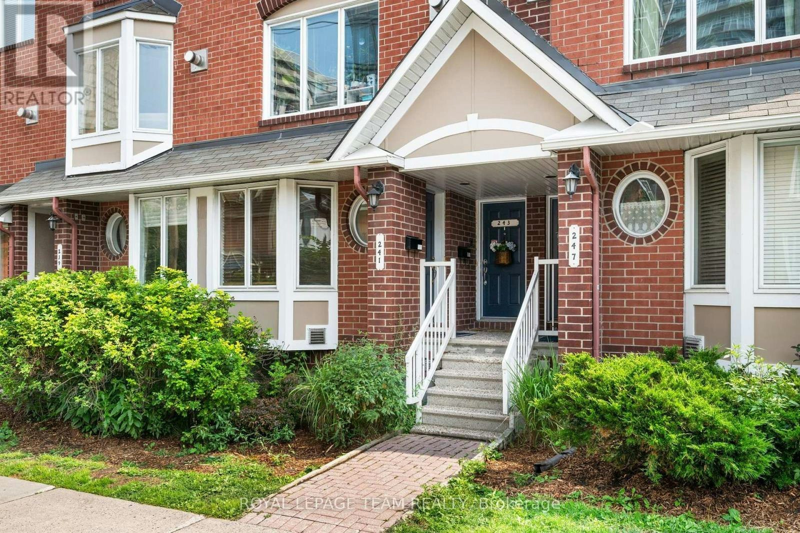 241 Lyon Street N, Ottawa, ON, K1R 1B4