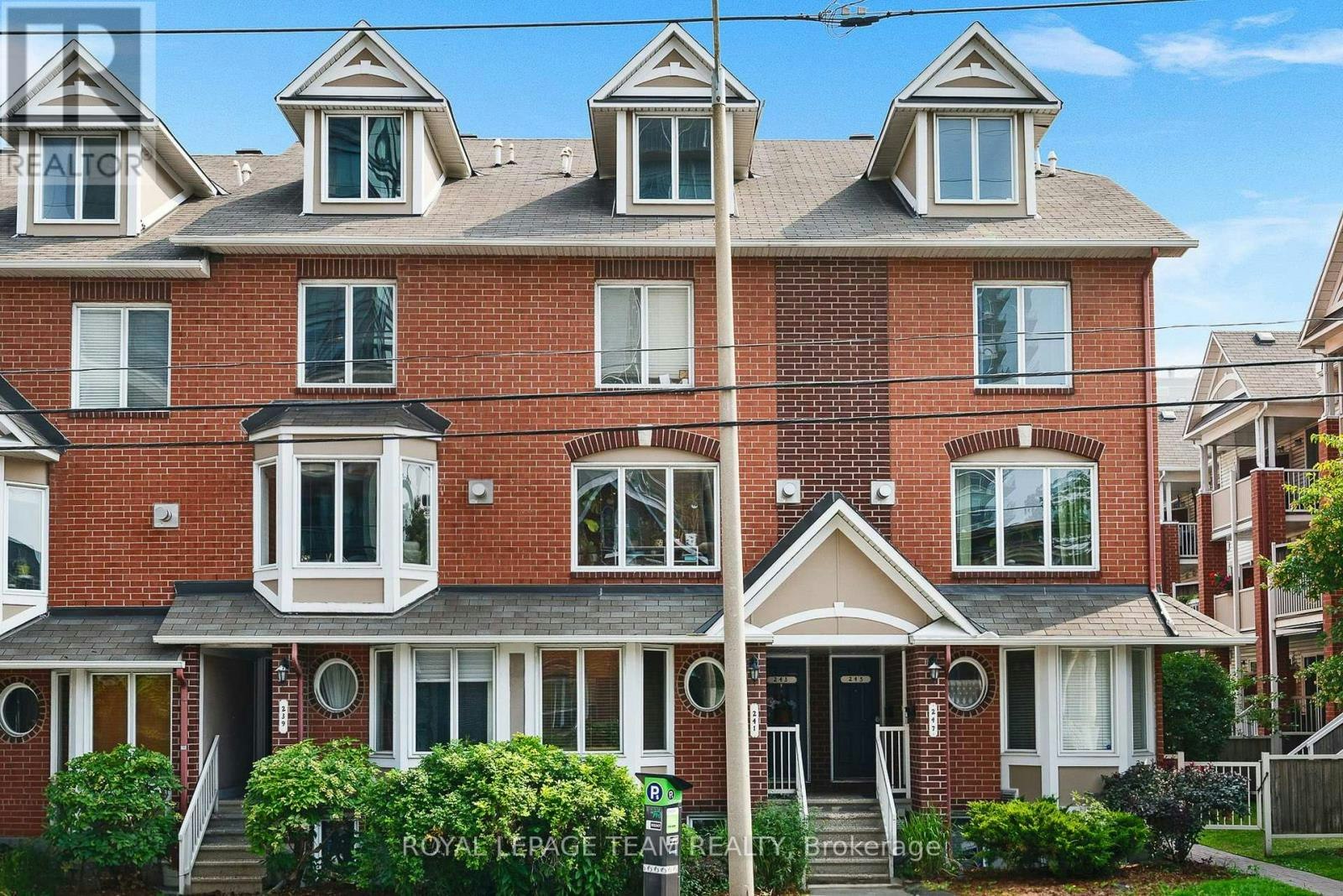241 Lyon Street N, Ottawa, ON, K1R 1B4 - 2