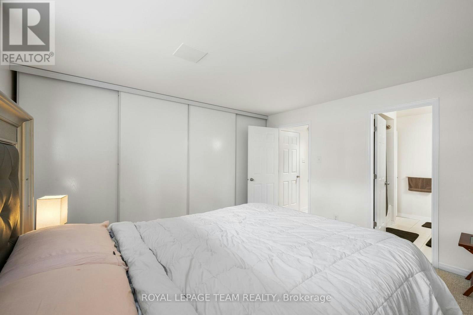 241 Lyon Street N, Ottawa, ON, K1R 1B4 - 22