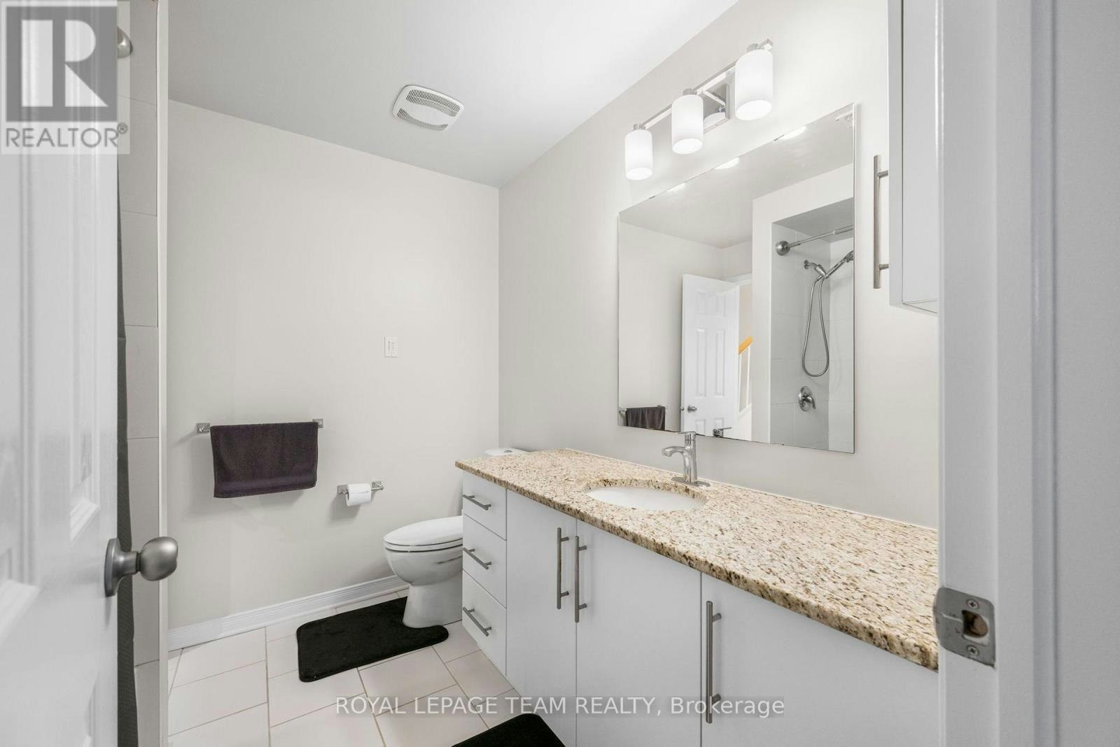 241 Lyon Street N, Ottawa, ON, K1R 1B4 - 26