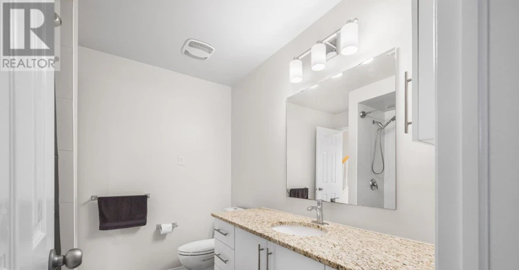 241 Lyon Street N, Ottawa, ON, K1R 1B4 - 26