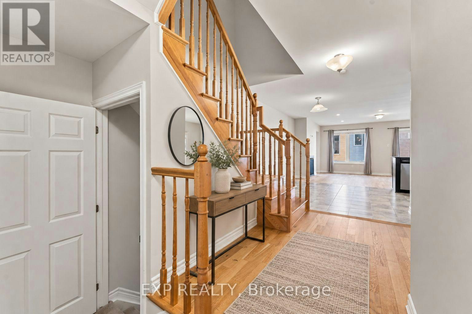608 Parade Drive, Ottawa, ON, K2S 0Y5 - 3